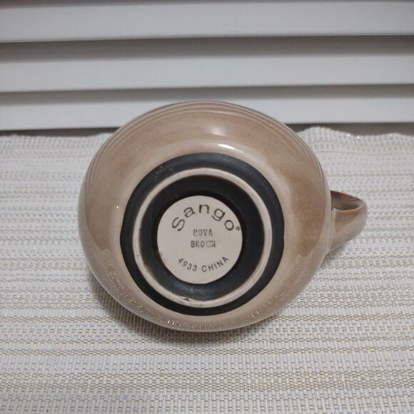 Sango "Nova Brown " dual tone tan Pottery Stoneware Creamer Only Pattern 4933 - Picture 7 of 7